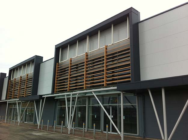 Roker Retail Park rainscreen cladding